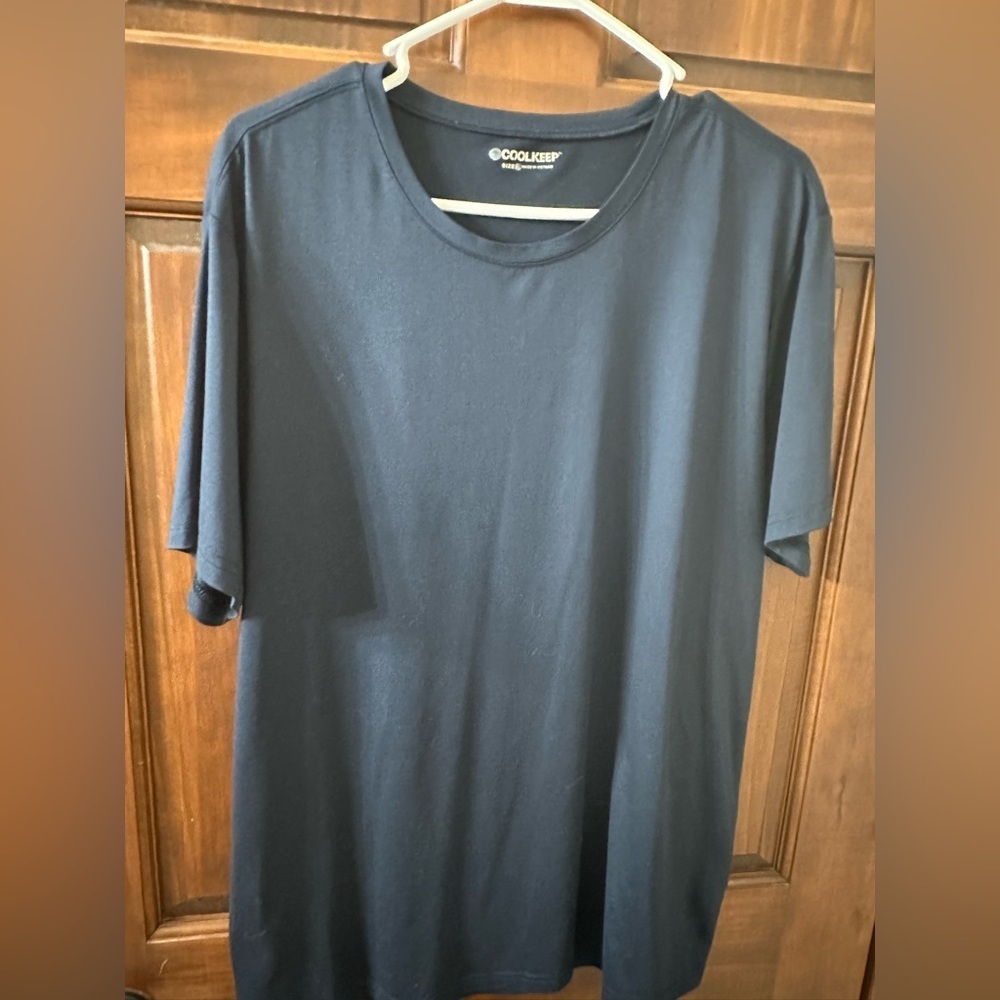 Men's Navy Blue T-Shirt